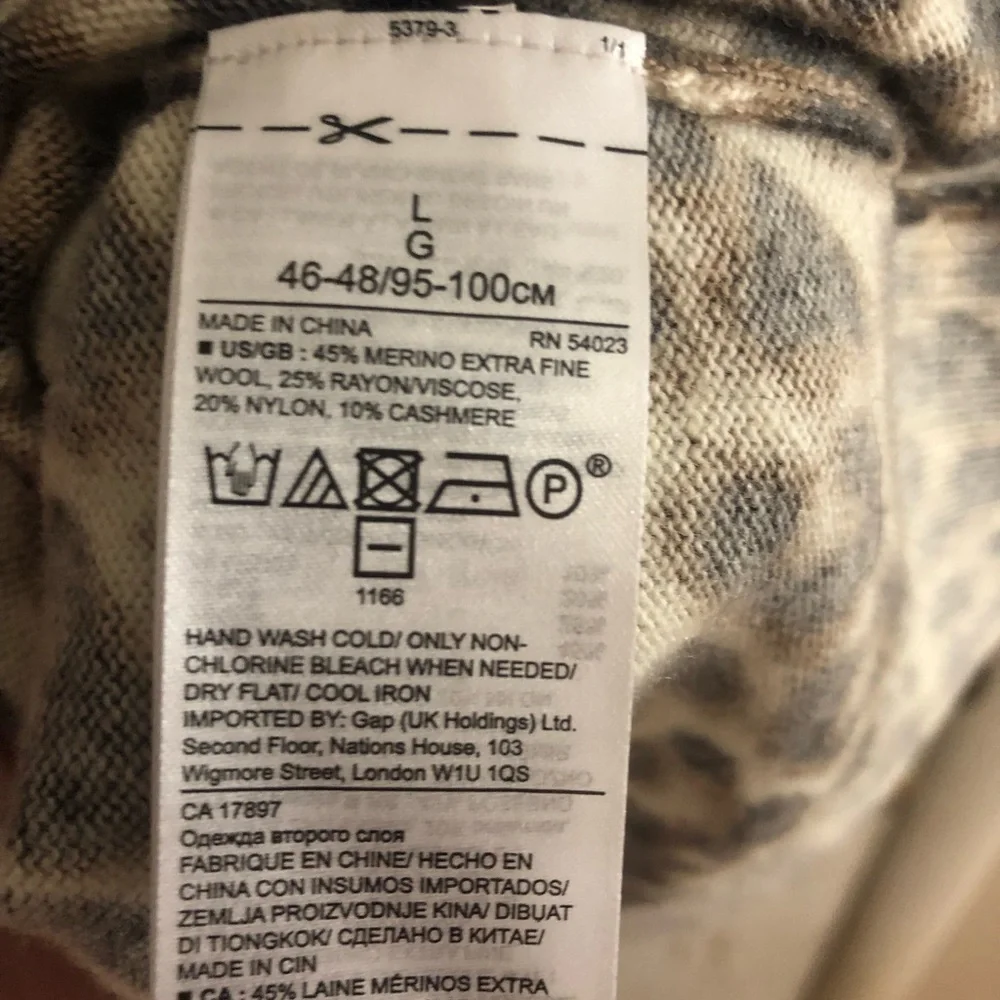 WOOL Banana Republic Leopard Print Fancy Cuff Sweater - Picture 4 of 6